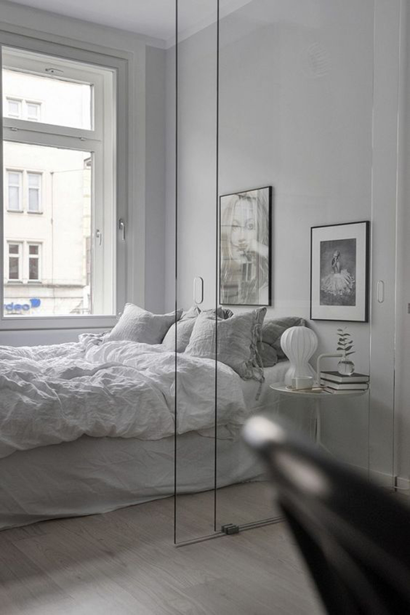 Thiết kế nội thất căn hộ 65m2 2 phòng ngủ màu trắng chủ đạo
