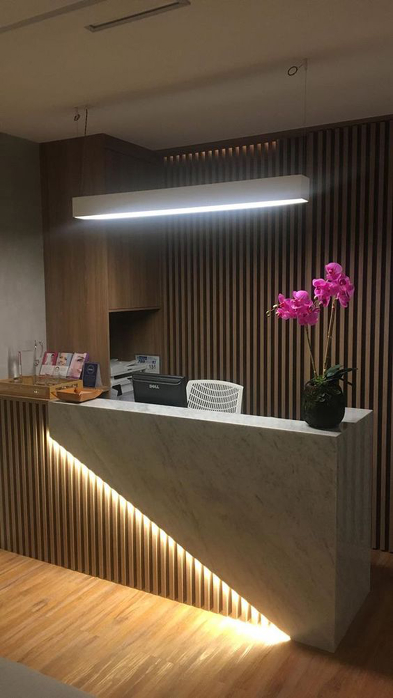 Thiết kế thi công quầy lễ tân