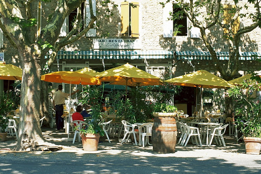 Thiết kế quán cafe vỉa hè