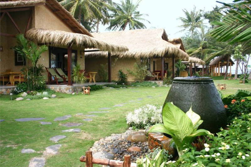Mẫu thiết kế sân vườn đẹp theo phong cách Đồng quê Việt Nam
